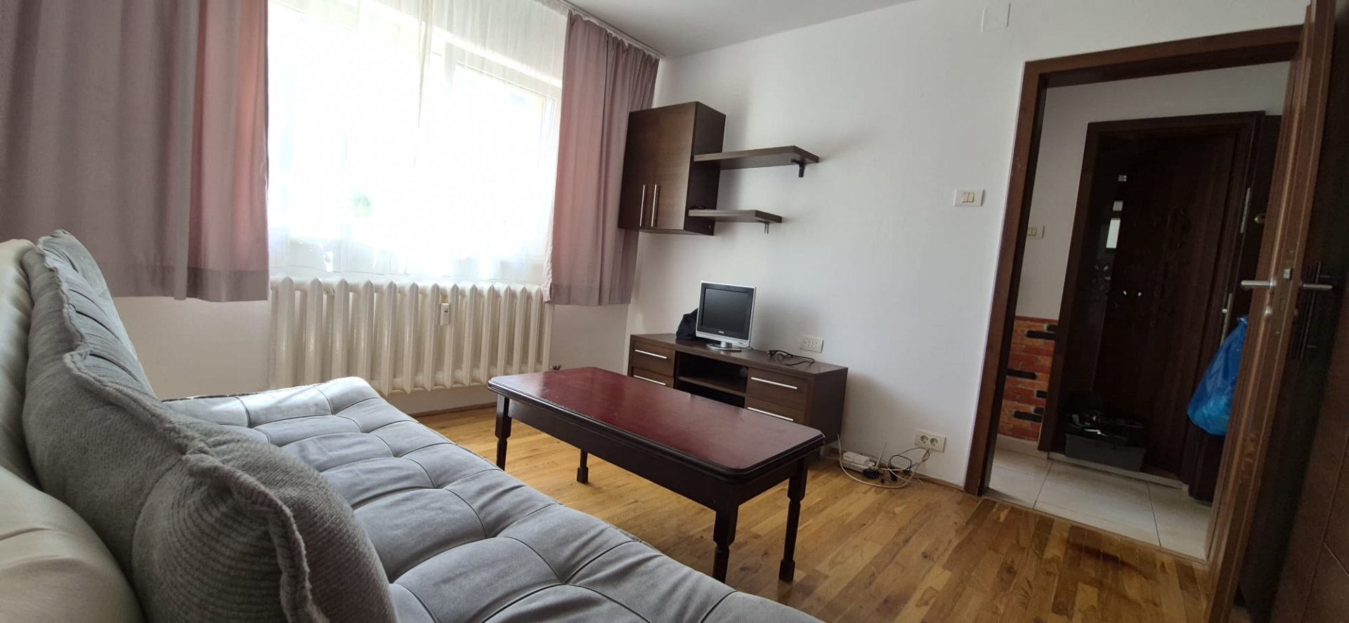 Garsonieră de închiriat în Arad - Imagine 5